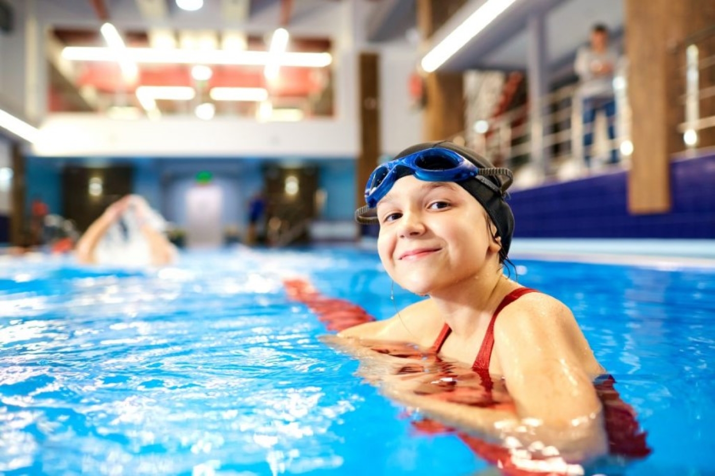 Как плавание влияет на здоровье? И почему стоит начать ходить в бассейн?