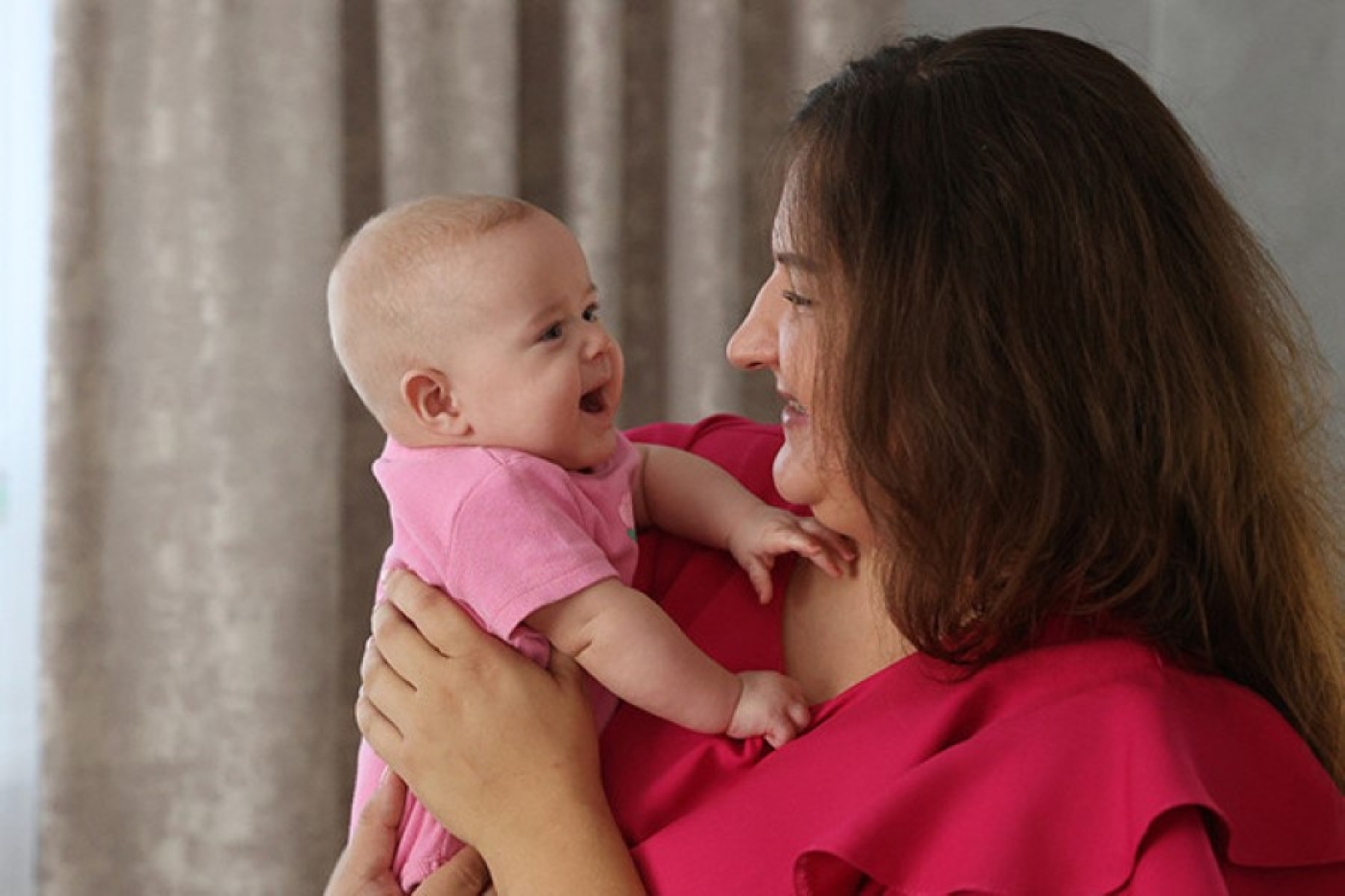 Какие пенсионные гарантии предусмотрены для мам в Беларуси, рассказали в Минтруда