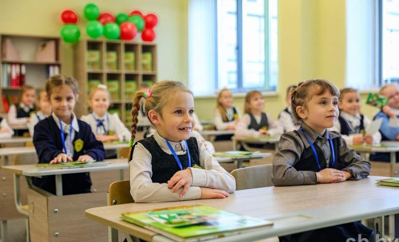 Минобразования определило график школьных каникул на 2026/27 учебный год