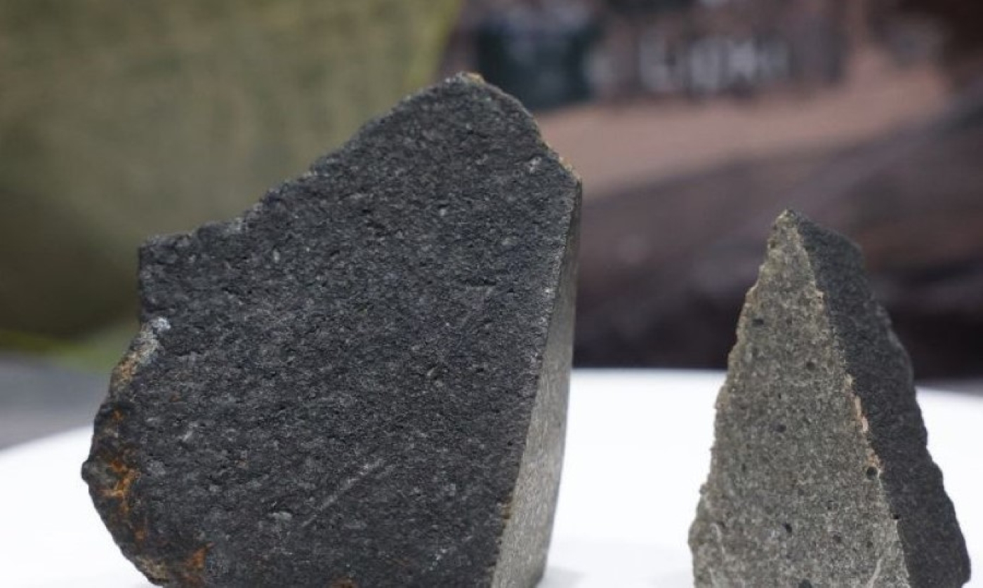 Метеорит "Смалявiчы" признан мировым сообществом, его впервые представили широкой публике