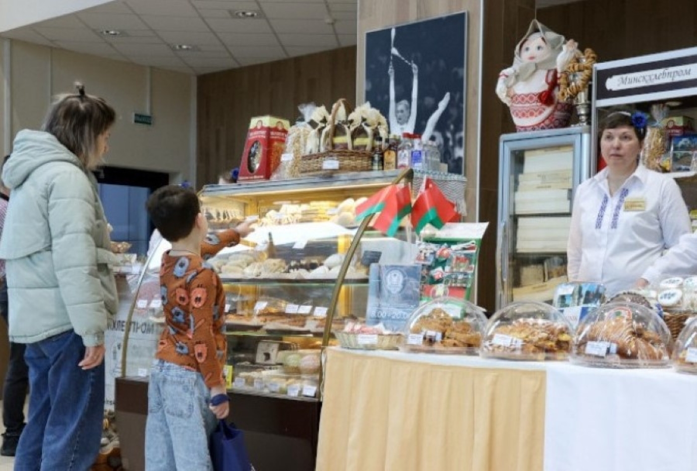 Дегустации и выставки-продажи. Что предложит торговля Минской области в основной день голосования