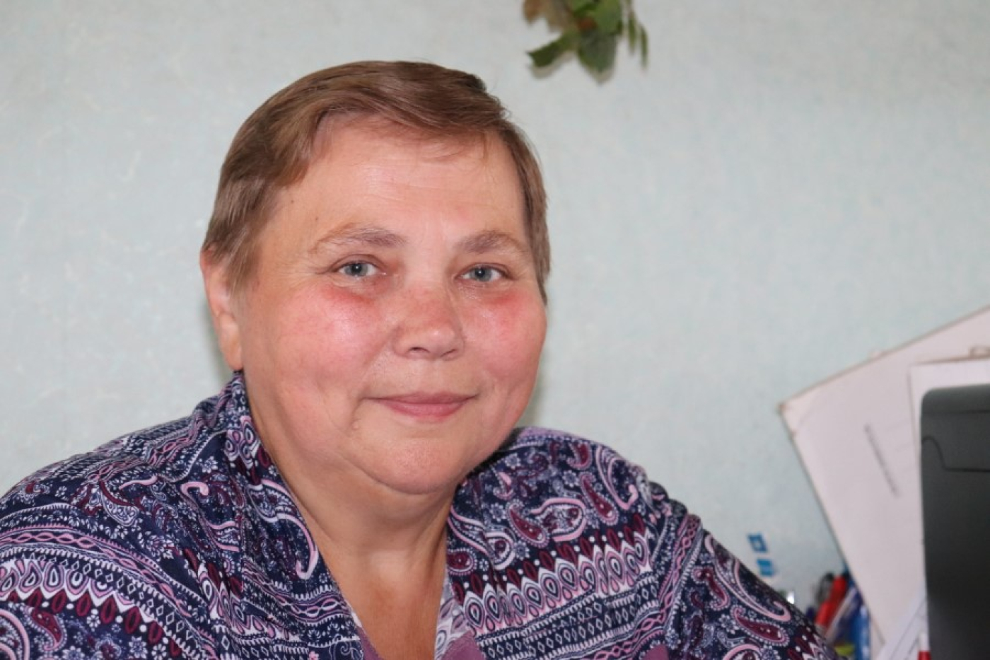 Чытаем газету ў абедзенны перапынак