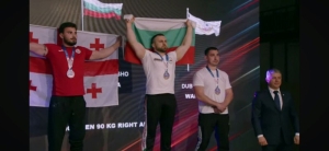 Дубовик Алексей завоевал бронзовую медаль на чемпионате Европы по армрестлингу