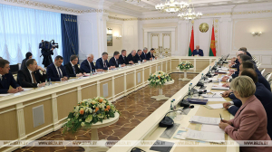 В Беларуси изменят подходы к экономической политике? Подробности совещания у Президента