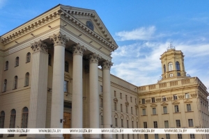 Ежедневно отдают силы, знания и навыки борьбе с угрозами государству. Лукашенко поздравил сотрудников КГБ