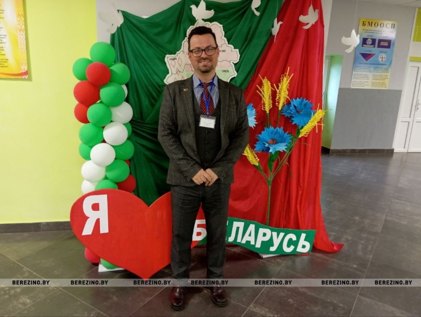 На избирательных участках в Дмитровичах и Орешковичах царит каждодневное оживление