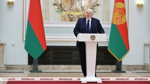 Лукашенко поручил впредь оценивать работу аграриев, взяв за основу результаты 2025 года