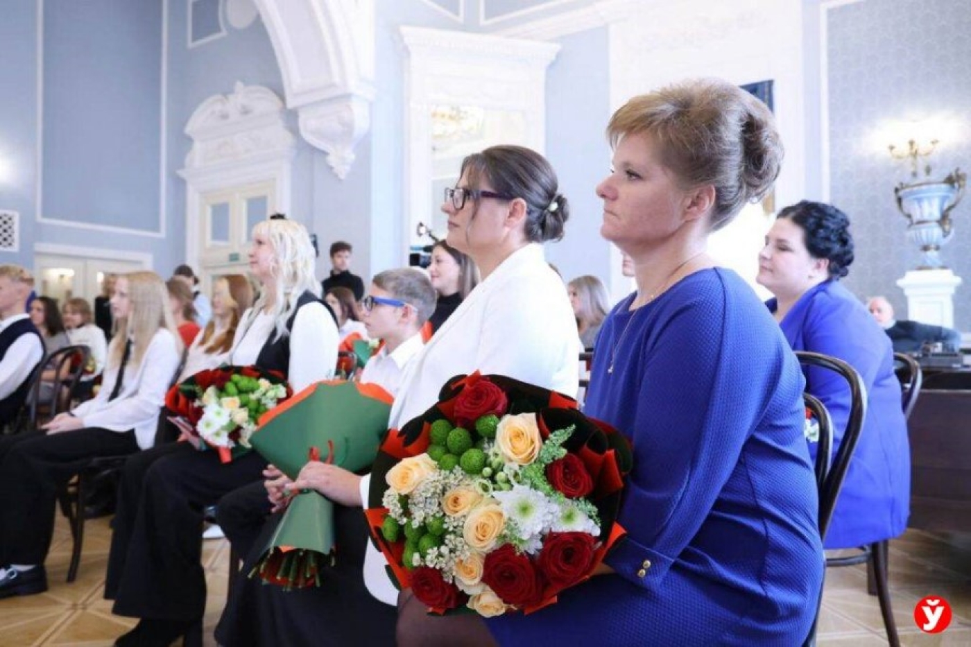 В День матери состоялось особенное событие: двум жительницам Березинского района вручили Орден Матери