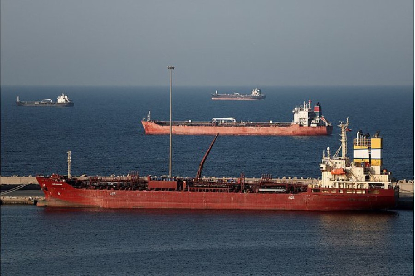 Мир сидит на нефтяной игле. Как кризис в Персидском заливе банкротит Европу и повлиял ли он на Беларусь