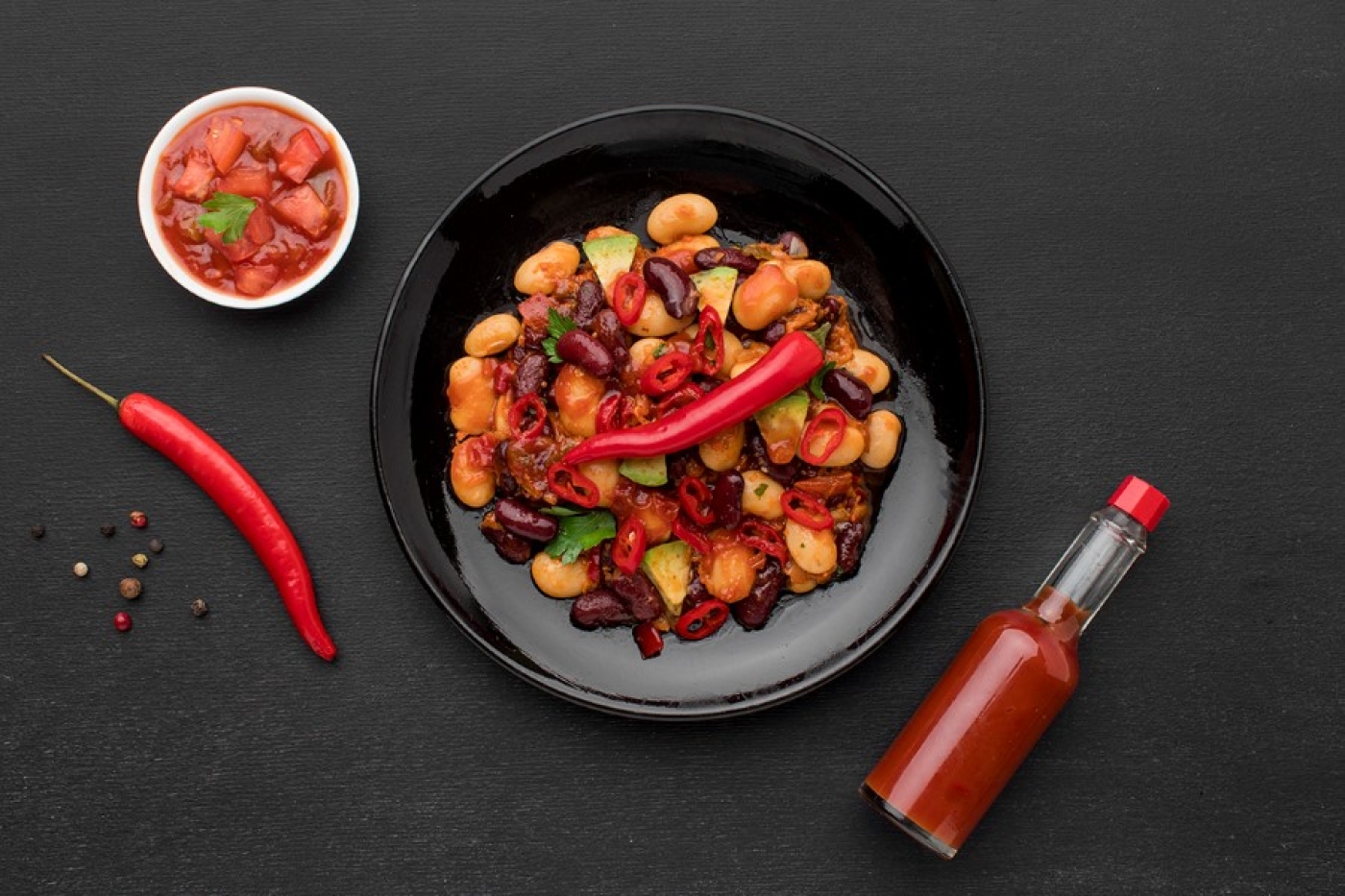 Узнали, при каких проблемах со здоровьем стоит отказаться от острой еды