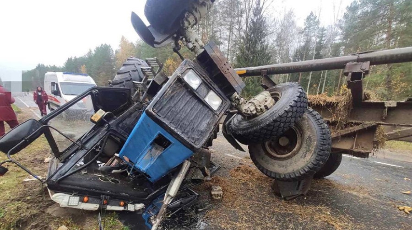 В ДТП в Пуховичском районе погиб 18-летний тракторист