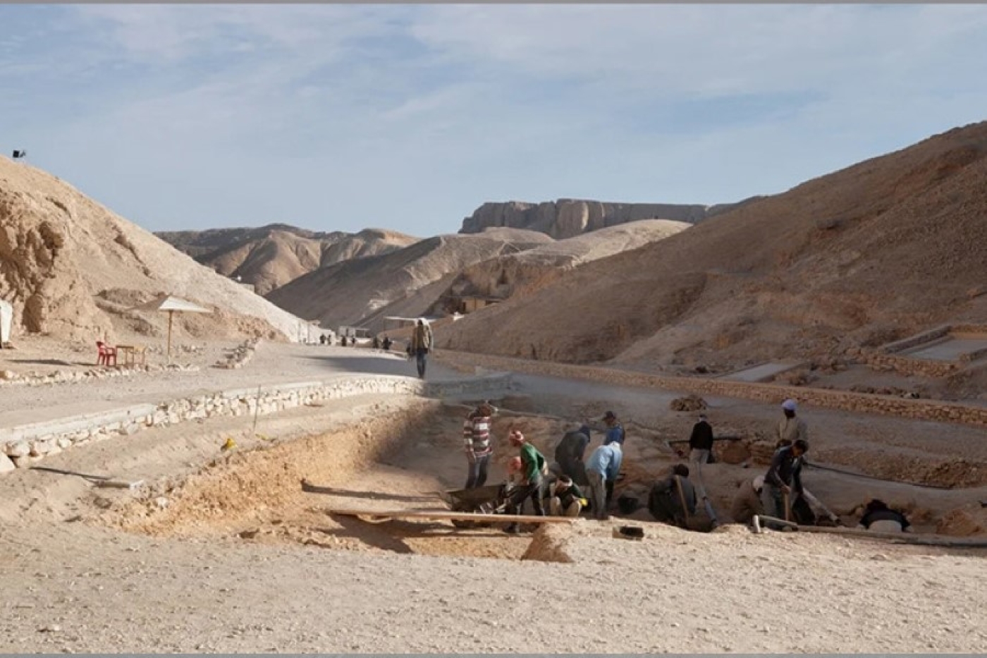 Остатки редкого храма Солнца нашли археологи в Египте