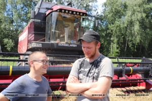 В “Оме” завершили уборку озимого ячменя