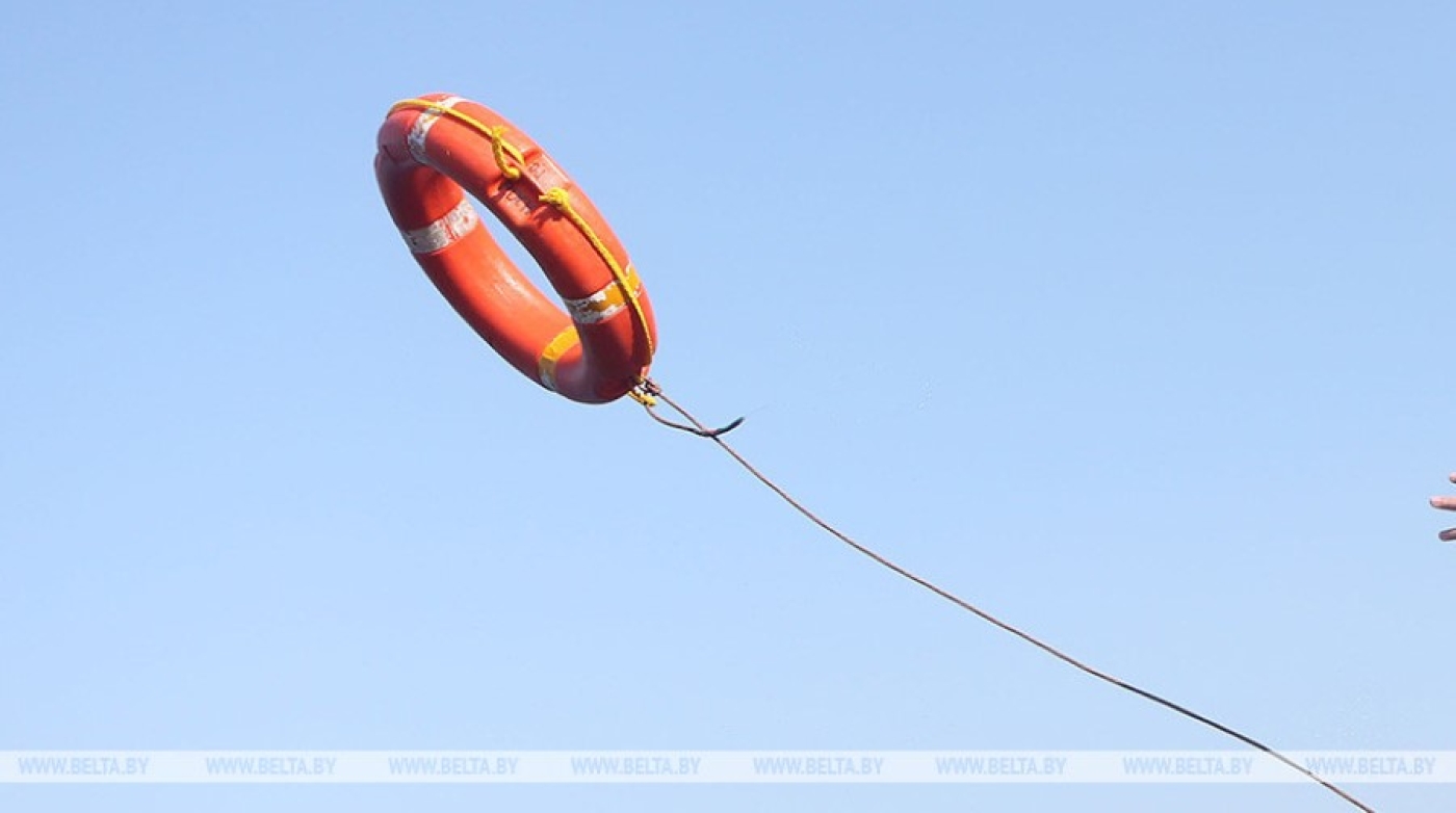 Уносило течением. В Светлогорске на Березине спасли мальчика