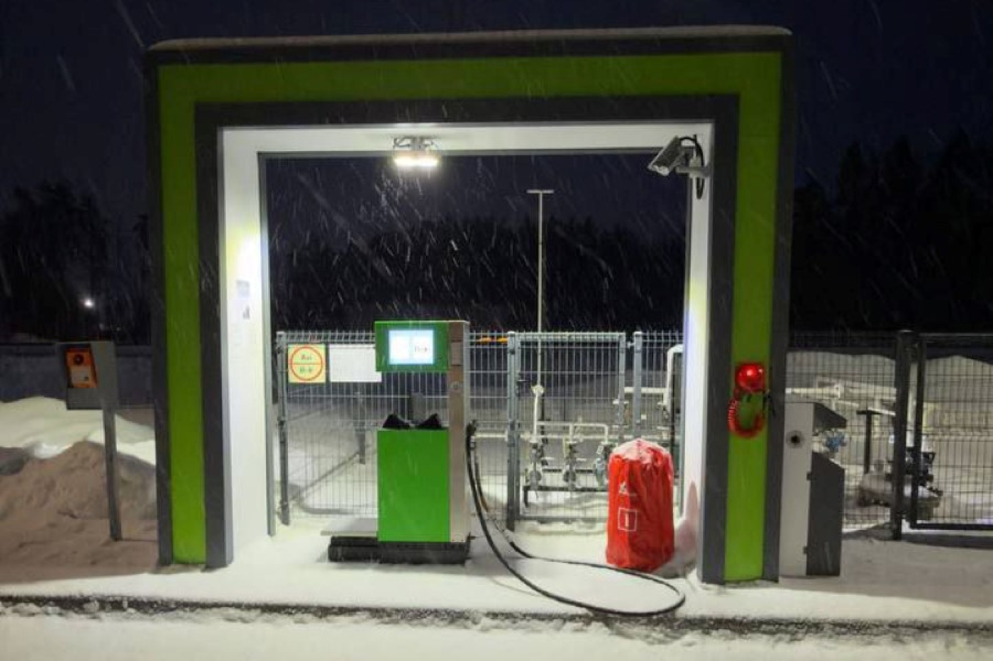 В Березино открыли газовую заправку