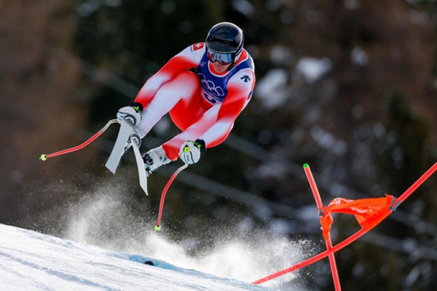 Швейцарский горнолыжник фон Алльмен стал первым чемпионом Олимпиады-2026