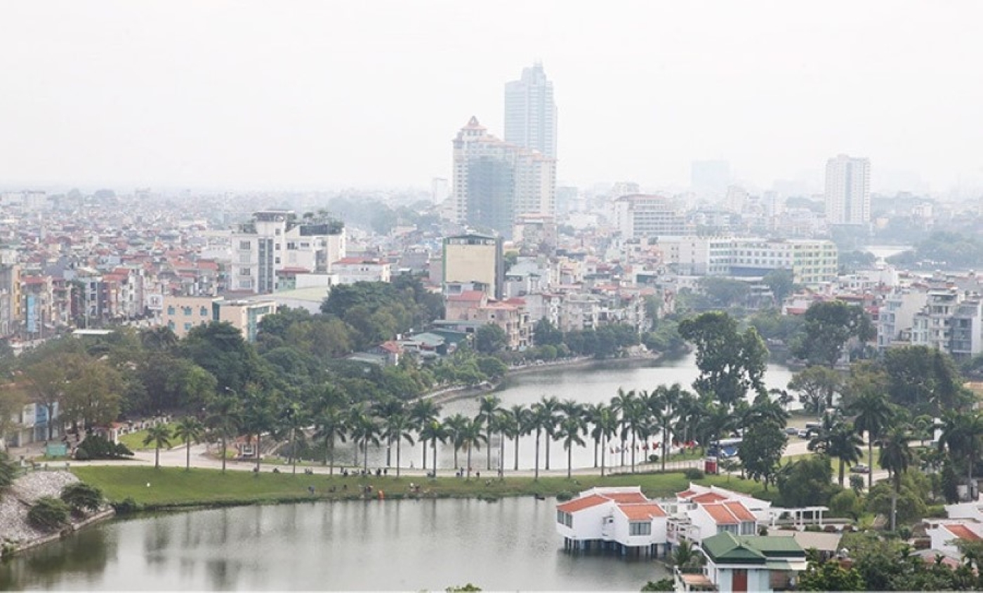 Остерегаться комаров, не ходить босиком. Как не заболеть во время путешествия, рассказали эпидемиологи