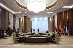 Лукашенко на саммите ОДКБ заявил о тектонических сдвигах в международных отношениях