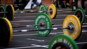 Штангистка Щепанова замкнула десятку лучших на чемпионате мира