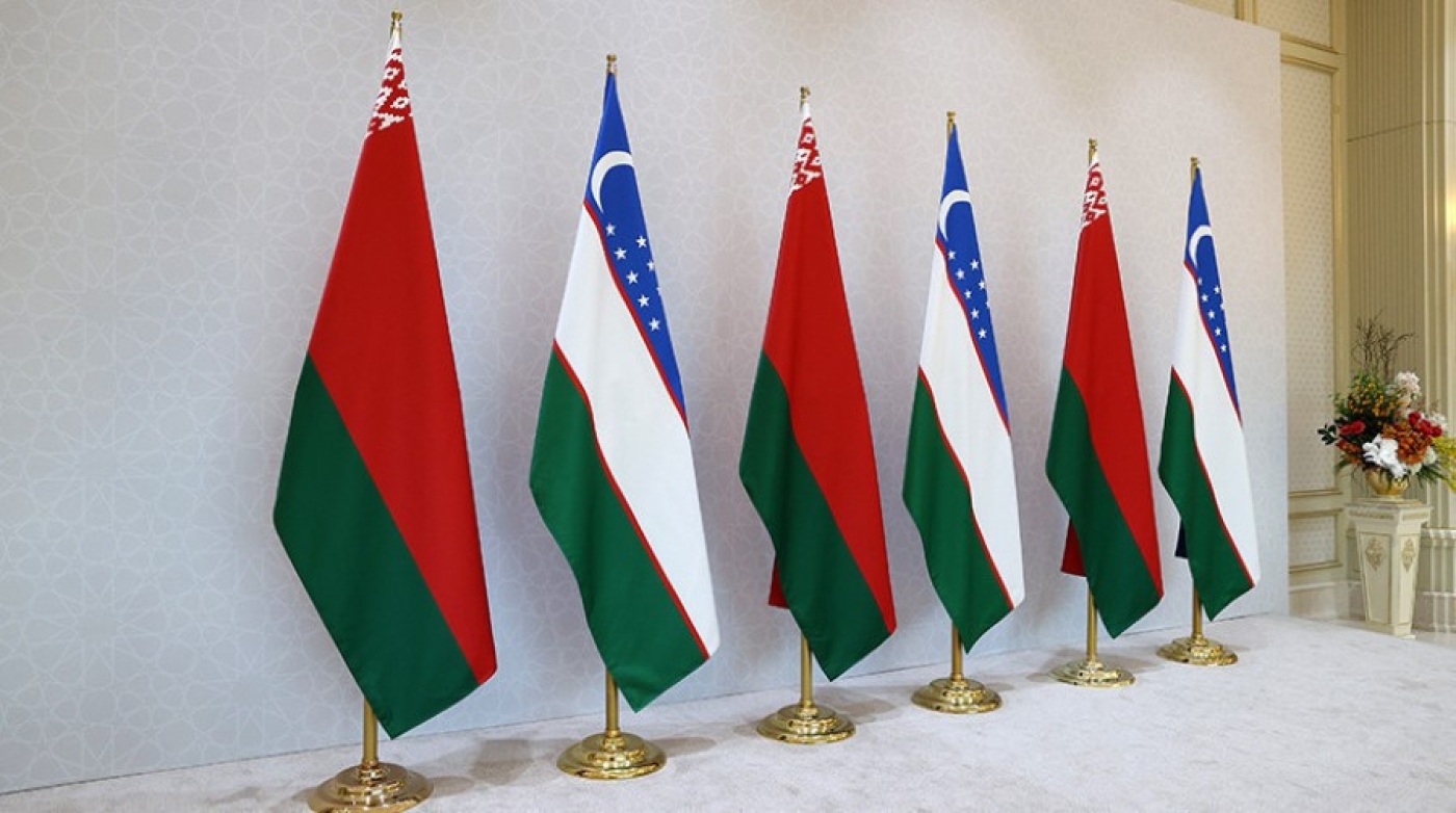 Официальные переговоры Александра Лукашенко и Шавката Мирзиёева прошли в резиденции Президента Узбекистана