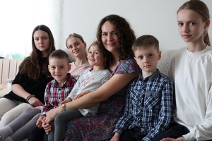 Три образа белорусской женщины. Какие проекты готовят для многодетных родителей в 2026 году