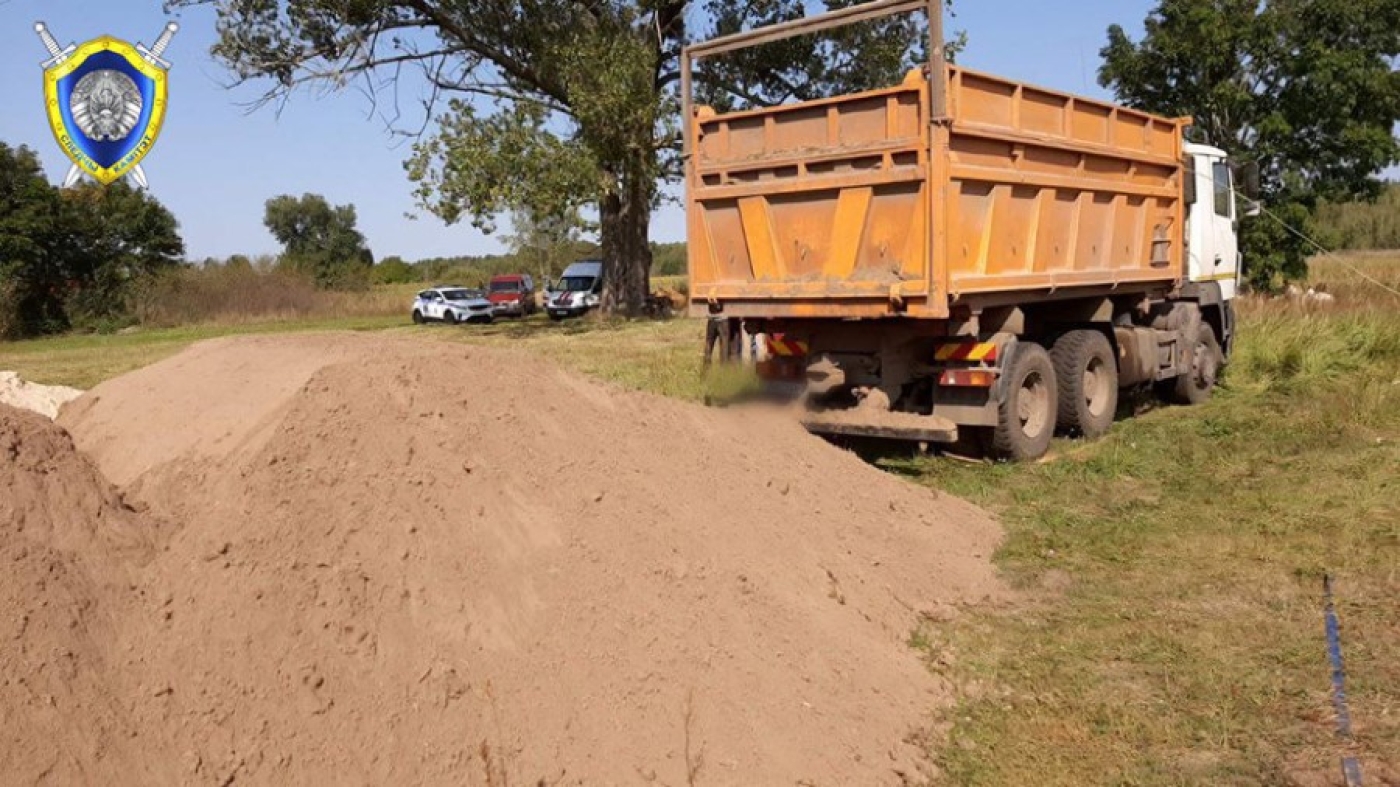 Кузовом сорвал провод. Водитель грузовика погиб от электротравмы в Калинковичском районе