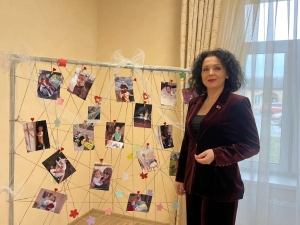 Неделя родительской любви: Фотовыставка ко Дню матери