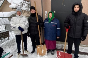 Сегодня с самого утра в Березинский РК БРСМ принял 3 заявки на уборку снега.