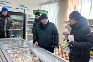 На контроле главы района торговое обслуживание в сельской местности