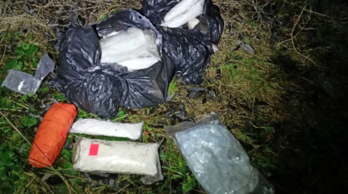 В Молодечно нашли сумку с 28 кг опасного психотропа, пособники наркодилеров задержаны