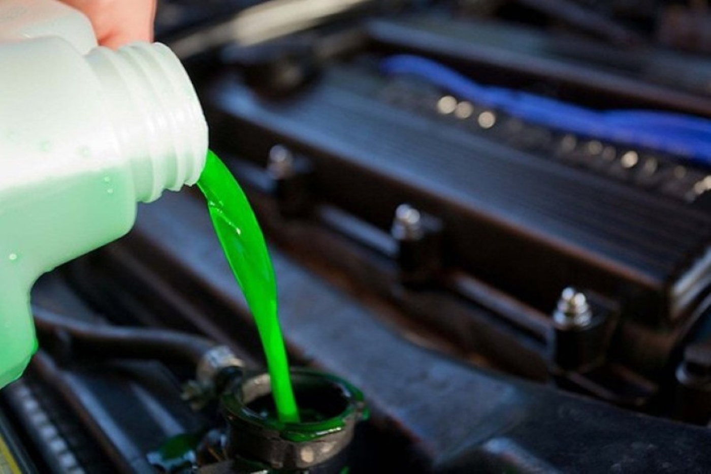 Незамерзайку с превышением норматива по метанолу в более чем 570 раз запретили в Беларуси