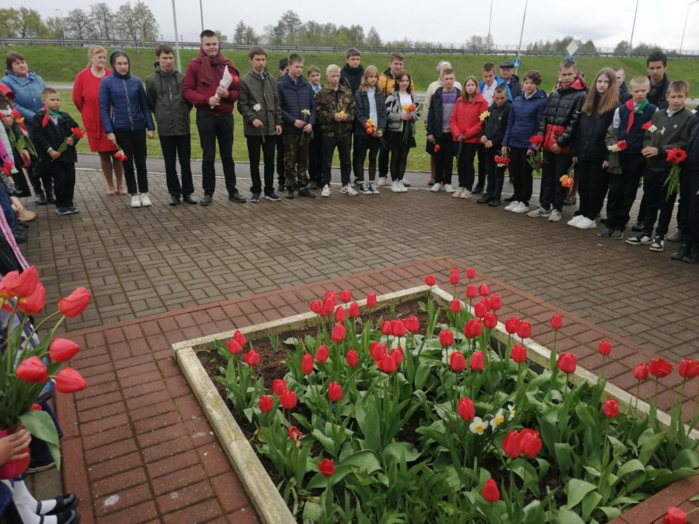 В Поплавской средней школе прошел митинг посвященный 78 годовщине Великой Победы