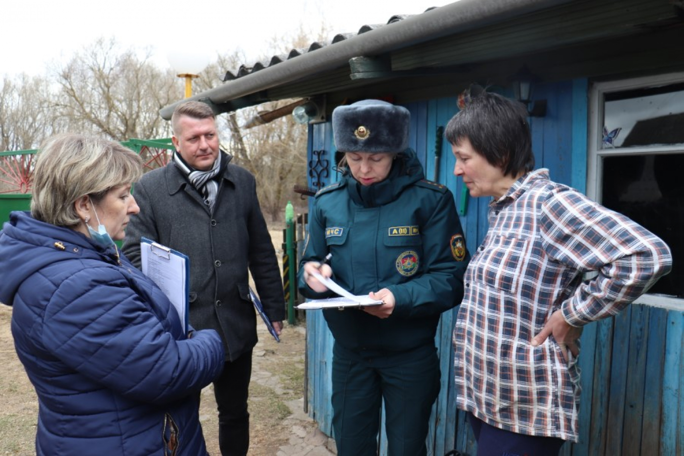 Хто ўчыніў пажар – невядома. Жыхары вёскі Аўгустова да захавання супрацьпажарнай бяспекі ставяцца адказна