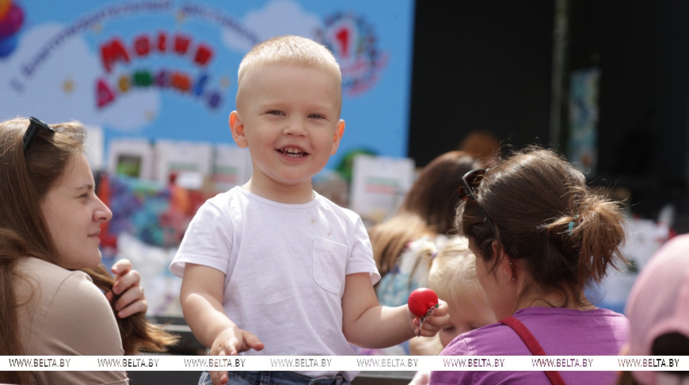 ФОТОРЕПОРТАЖ: Международный день защиты детей празднуют в Беларуси