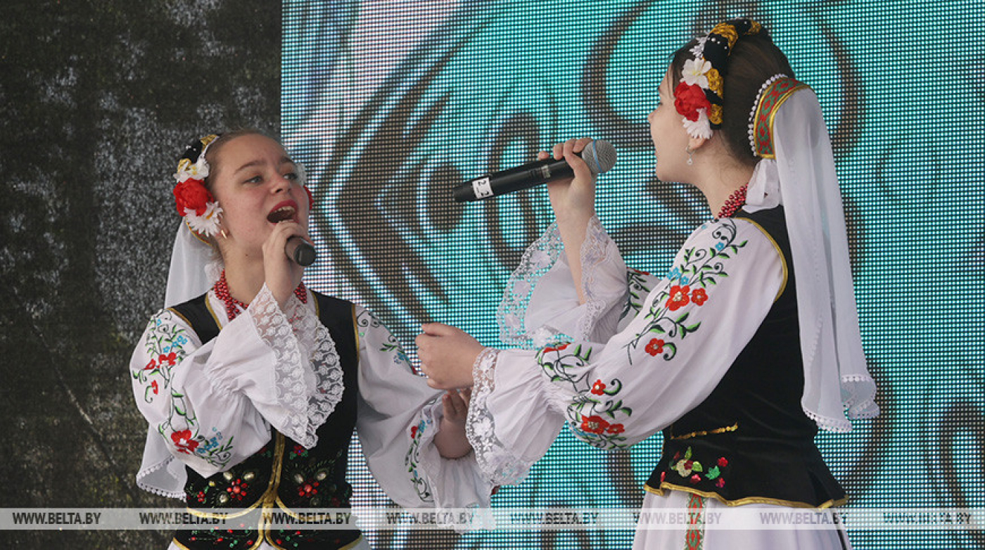 Названы обладатели Гран-при Международного фестиваля детского творчества "Золотая пчелка"