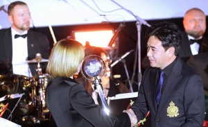 "Лiстапад": специальный приз Президента Беларуси присужден китайскому режиссеру Чжан Чжуну