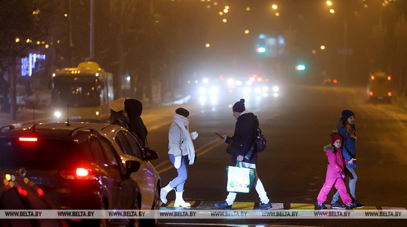 ГАИ рекомендует водителям быть предельно внимательными при проезде пешеходных переходов