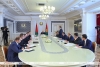 Лукашенко поручил активнее задействовать государственный финресурс, чтобы "застолбиться" на внешних рынках