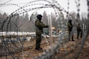 Польским военнослужащим приходится побираться