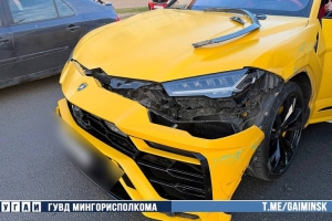 В Минске Lamborghini столкнулся с трамваем