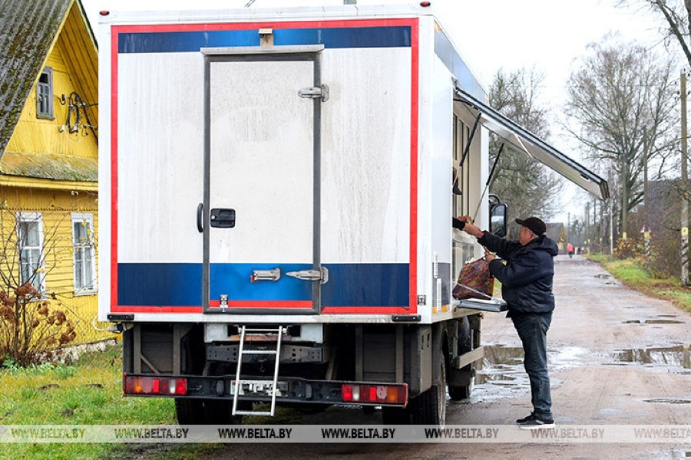 Автомагазины потребкооперации Минской области ежегодно проезжают более 3,5 млн км