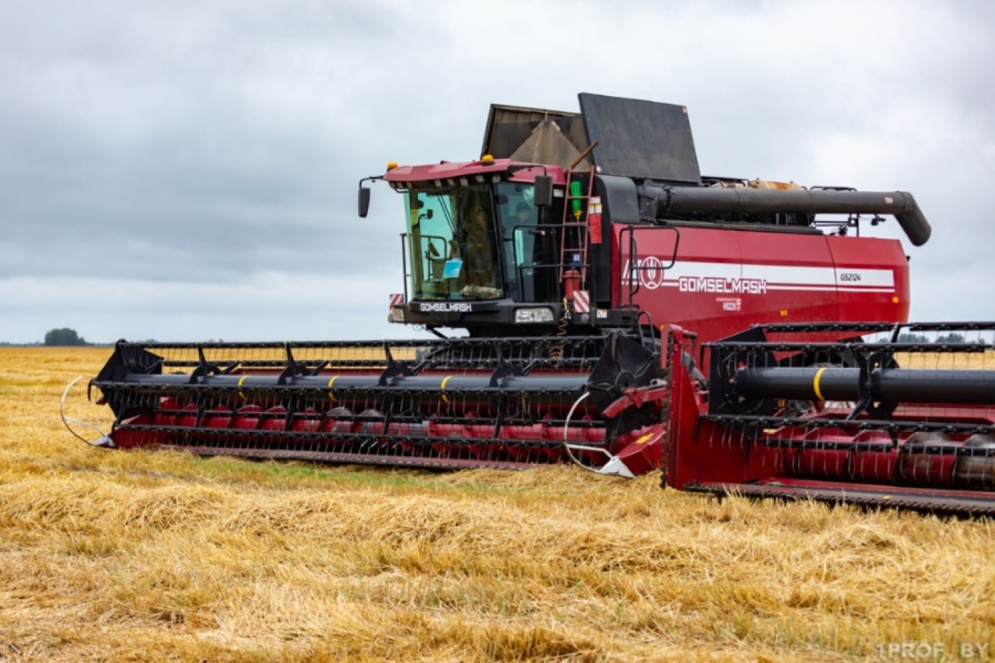 Есть вопросы по уборочной или нужна оперативная помощь? Обратиться можно к профсоюзам