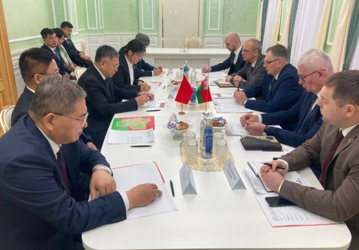В Минском облисполкоме обсудили направления сотрудничества с провинцией Шаньдун (КНР)