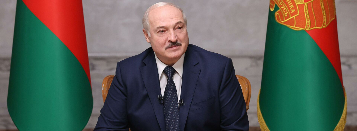 Лукашенко: в Беларуси не допустят попыток переписать историю и забрать Победу советского народа