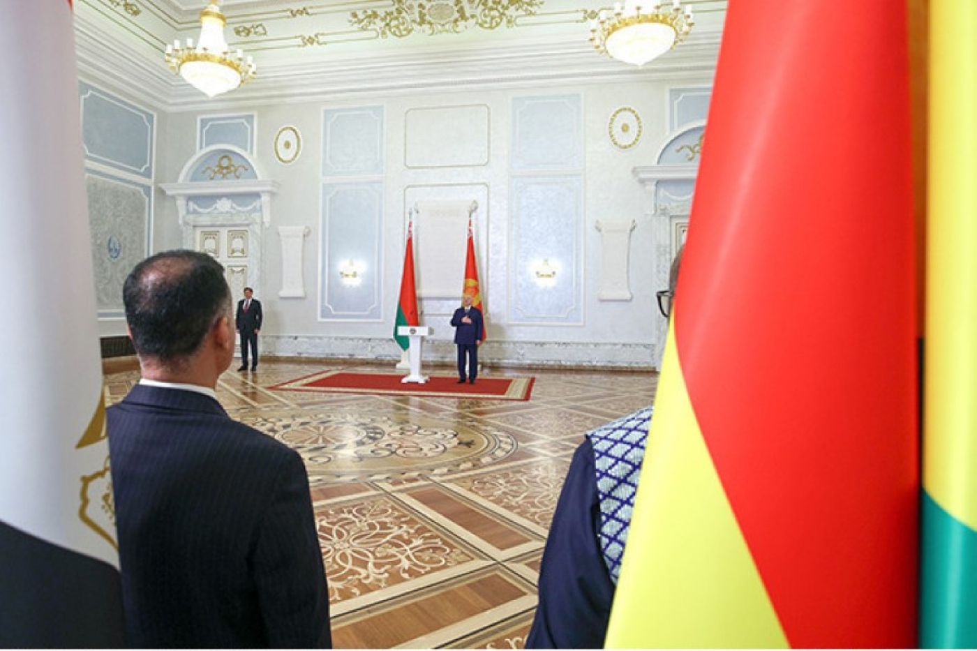 Лукашенко принял верительные грамоты послов 10 государств