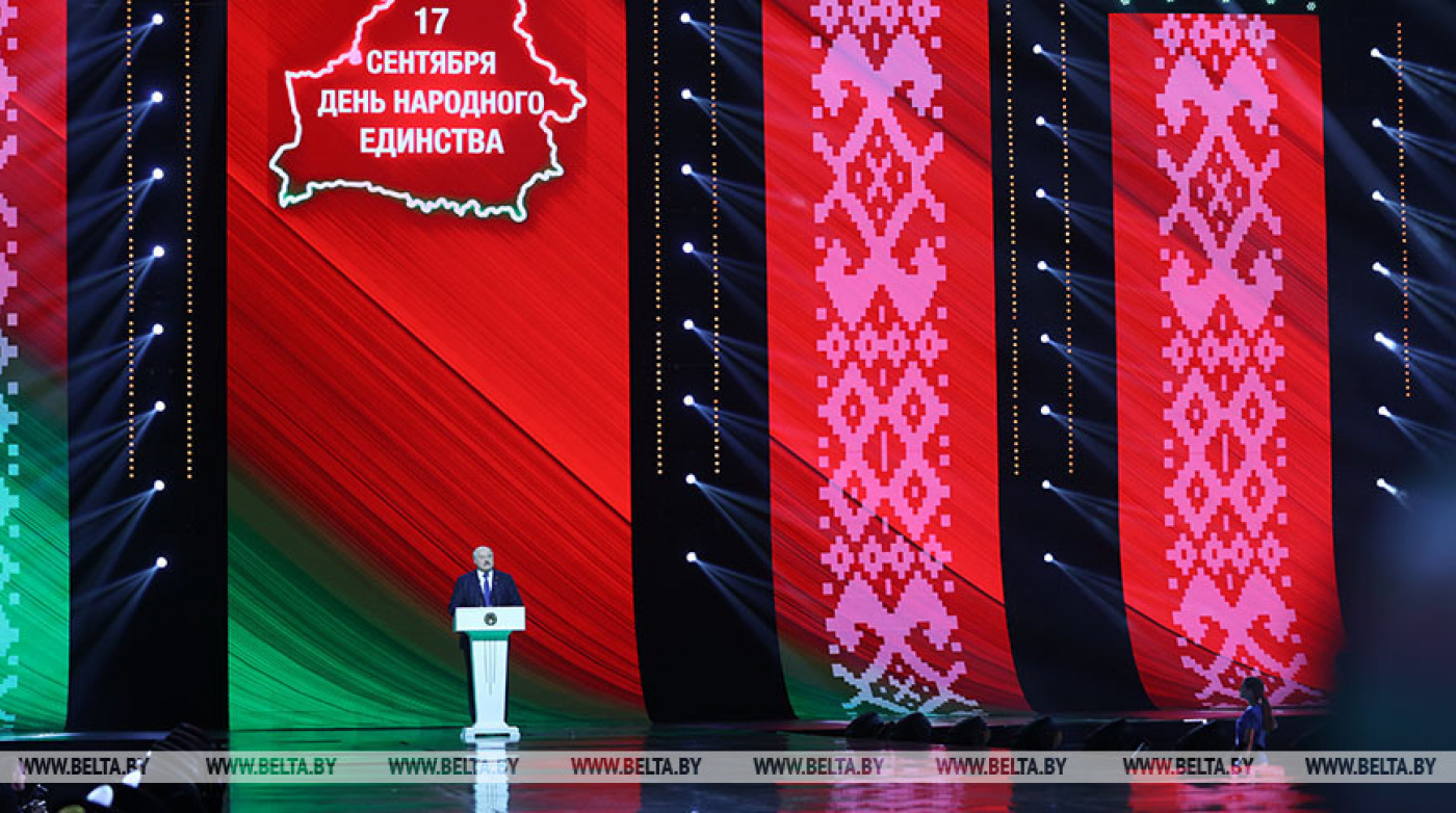 Лукашенко: я хочу, чтобы мы все были белорусами, а не чьими-то 