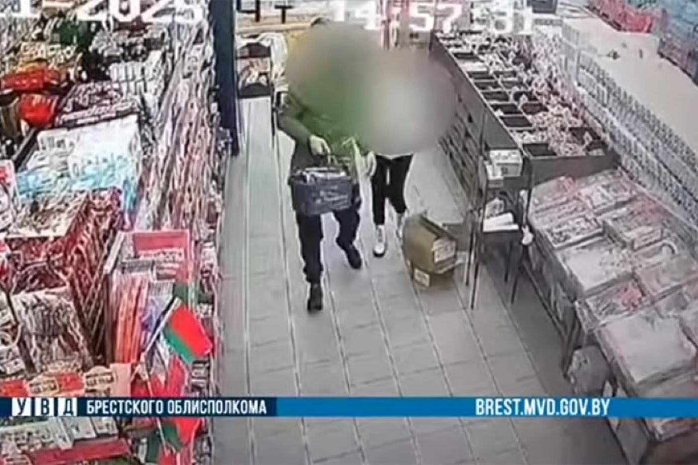 Корзина шоколада обернулась уголовным делом: житель Барановичей задержан за кражу из магазина