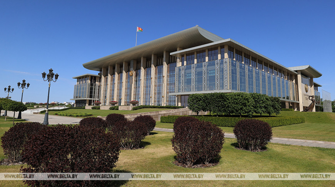 Лукашенко высказался о событиях в России и рассказал, как на них отреагировали в Беларуси