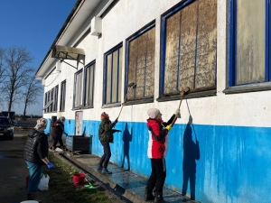 Первый субботник в Минской области начался с акцентом на благоустройстве животноводческих объектов