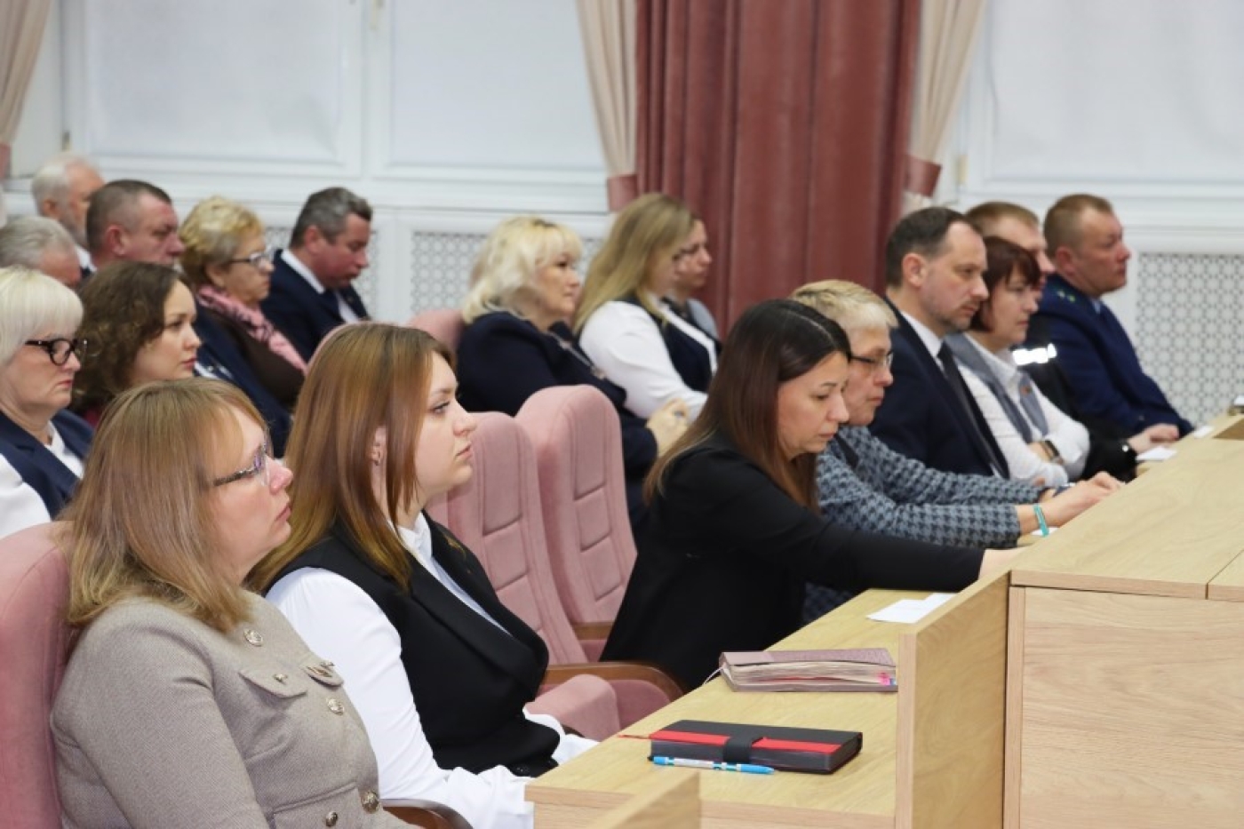 Итоги социально-экономического развития и бюджет района